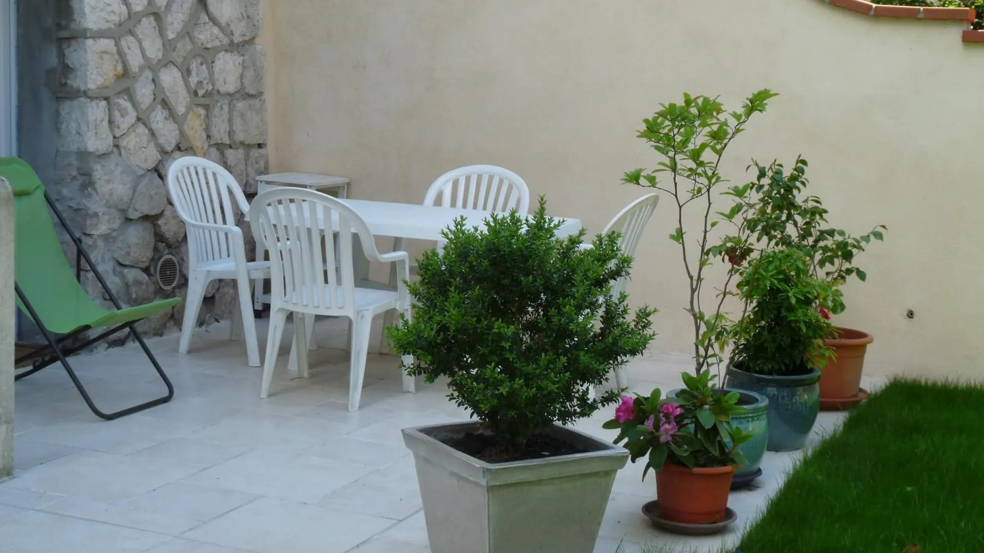 Gite Aux Minimes - Au Jardin Des Alouettes Toulouse France
